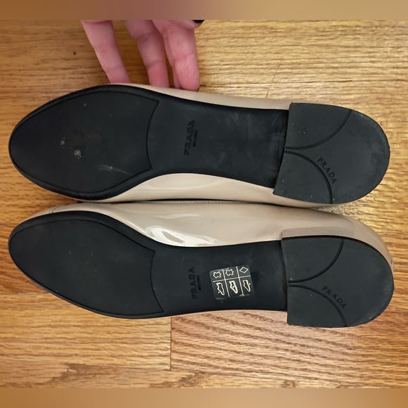 Nude Prada flats - Picture 4 of 4